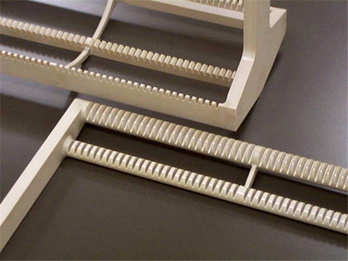 PEEK在半導體晶圓制造過程中的具體作用是什么？